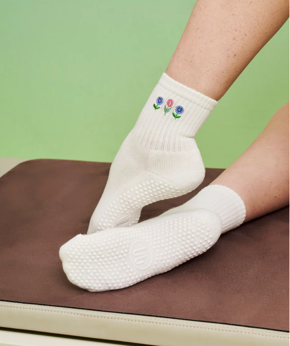 MoveActive Studio Grip Socks — Non-Slip Pilates & Barre (Canada)