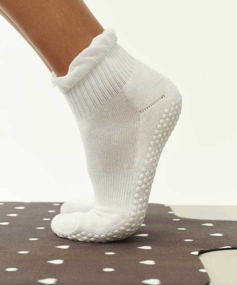 MoveActive Studio Grip Socks — Non-Slip Pilates & Barre (Canada)